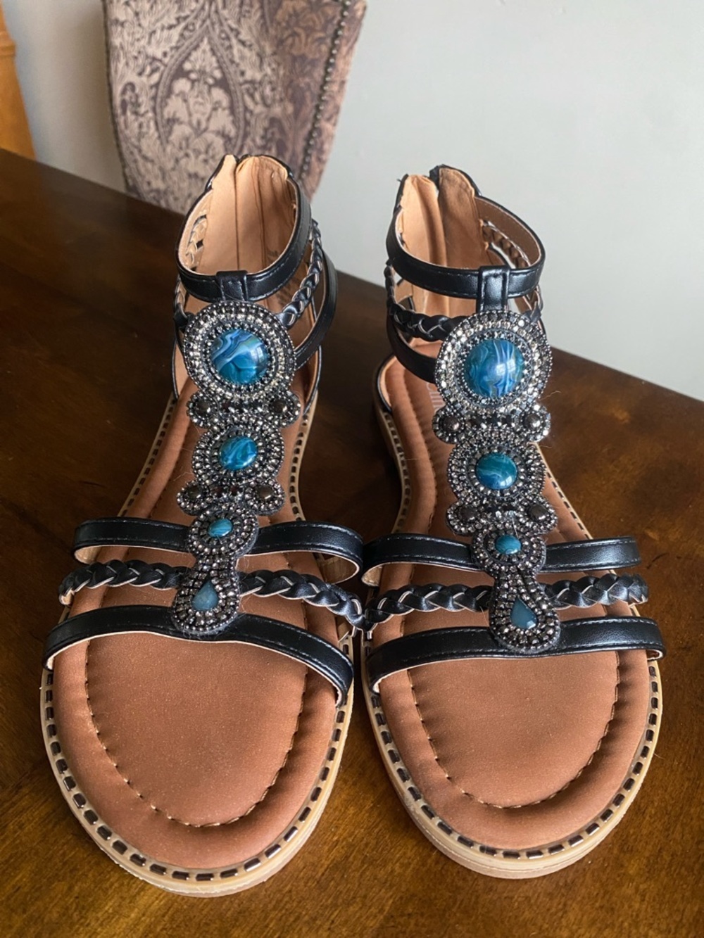 Jessica Cline Gladiator Embellished Black Strappy Sandals Blue Gem Accent 🆕 NWOT